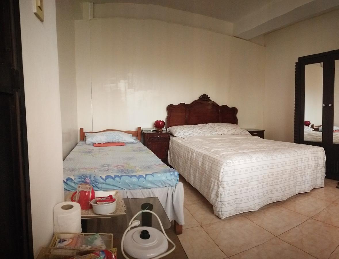 Third & Sean'S Place 黎牙实比 外观 照片